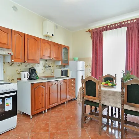 Fuer 6 Personen Ca 100 Qm In Liznjan, Istrien Suedkueste Von Istrien Apartament *
